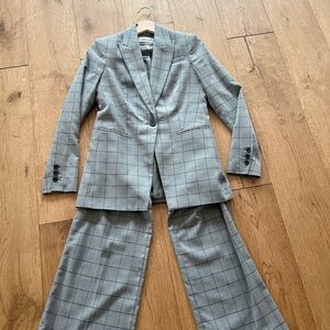 Calvin Klein Gray Plaid Blazer & Suit Jacket